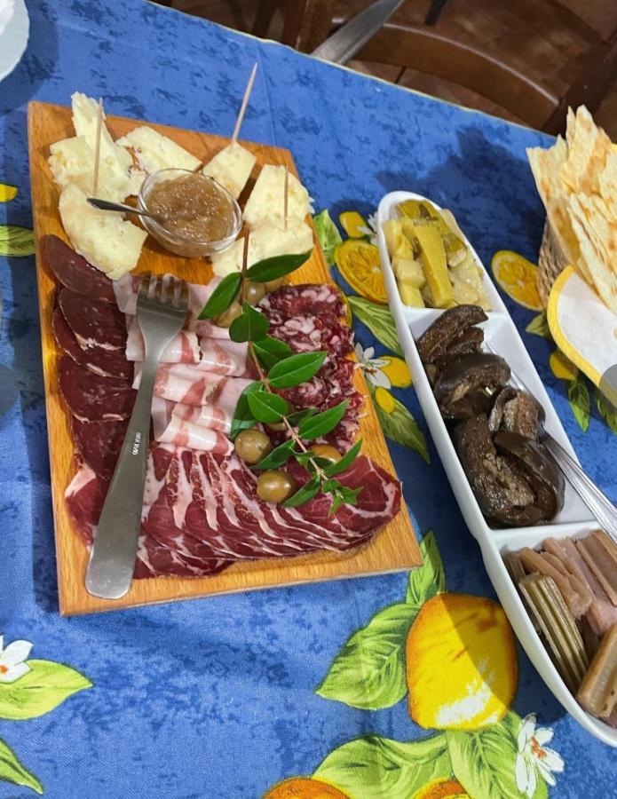 Agriturismo Cugumia Thiesi Dış mekan fotoğraf