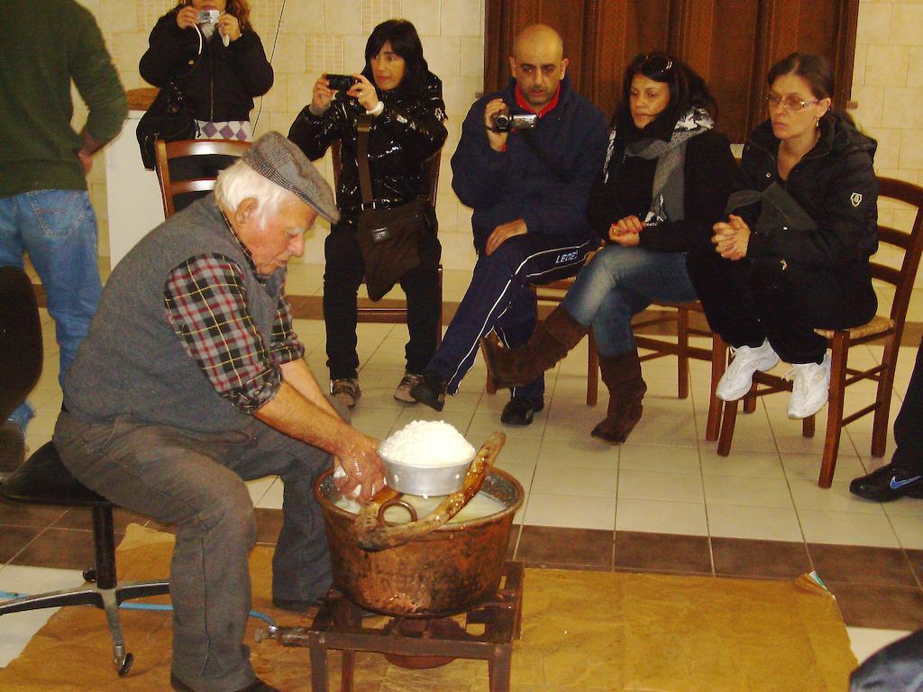 Agriturismo Cugumia Thiesi Dış mekan fotoğraf